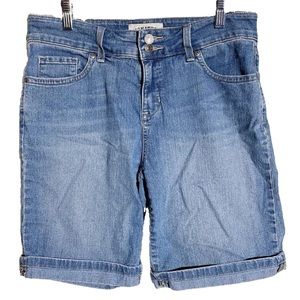 Levi’s Signature Longer Bermuda High Rise Shorts Medium Wash Size 8